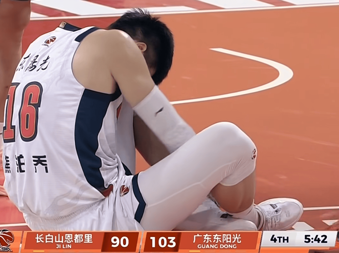 kaiyun-广东3消息！焦泊乔最新伤情，徐杰王者归来，崔永熙主动请战遭拒