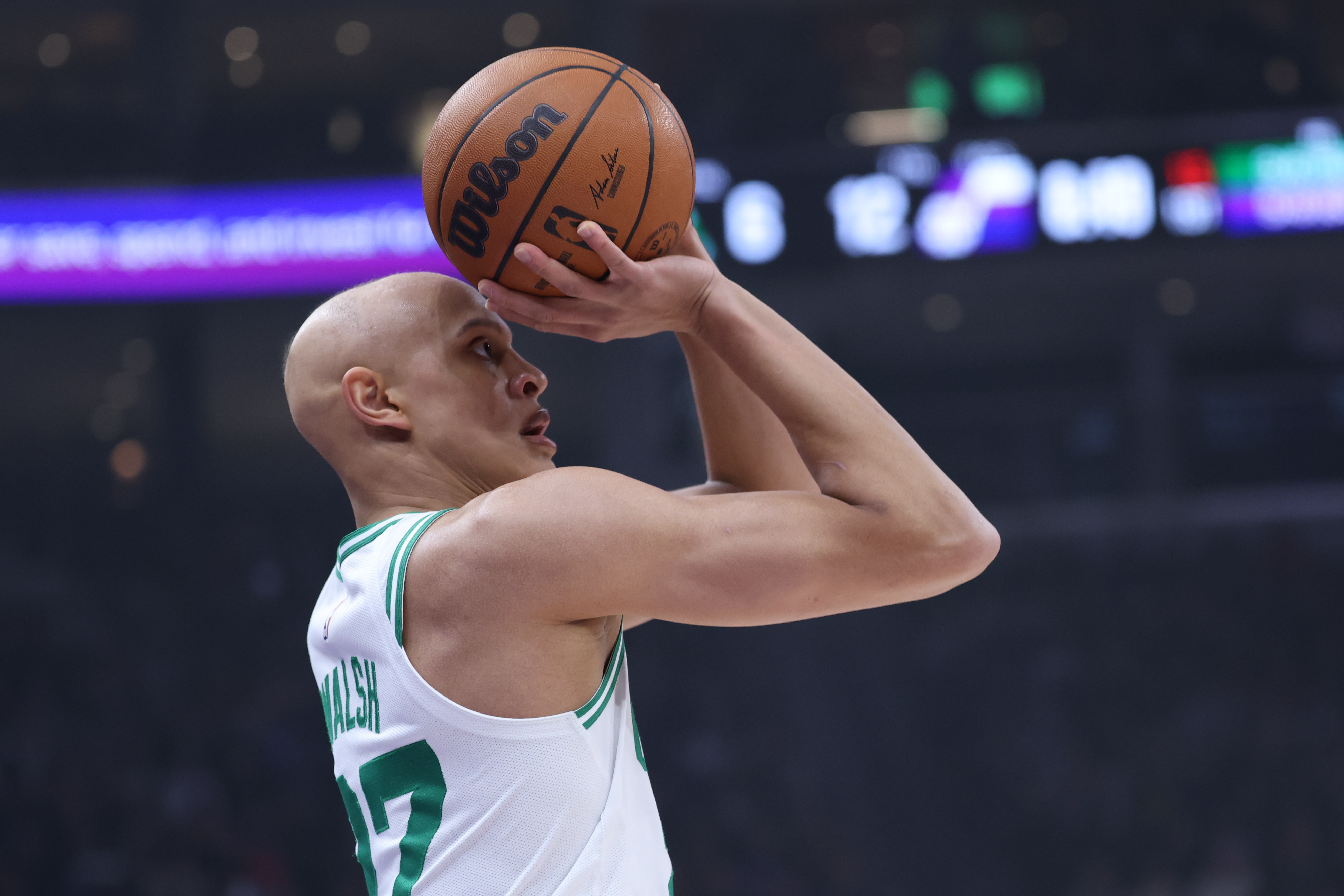 kaiyun体育官网-布朗to沃尔什：准备好迎接硬仗了吗？后者：我等这一刻很久了